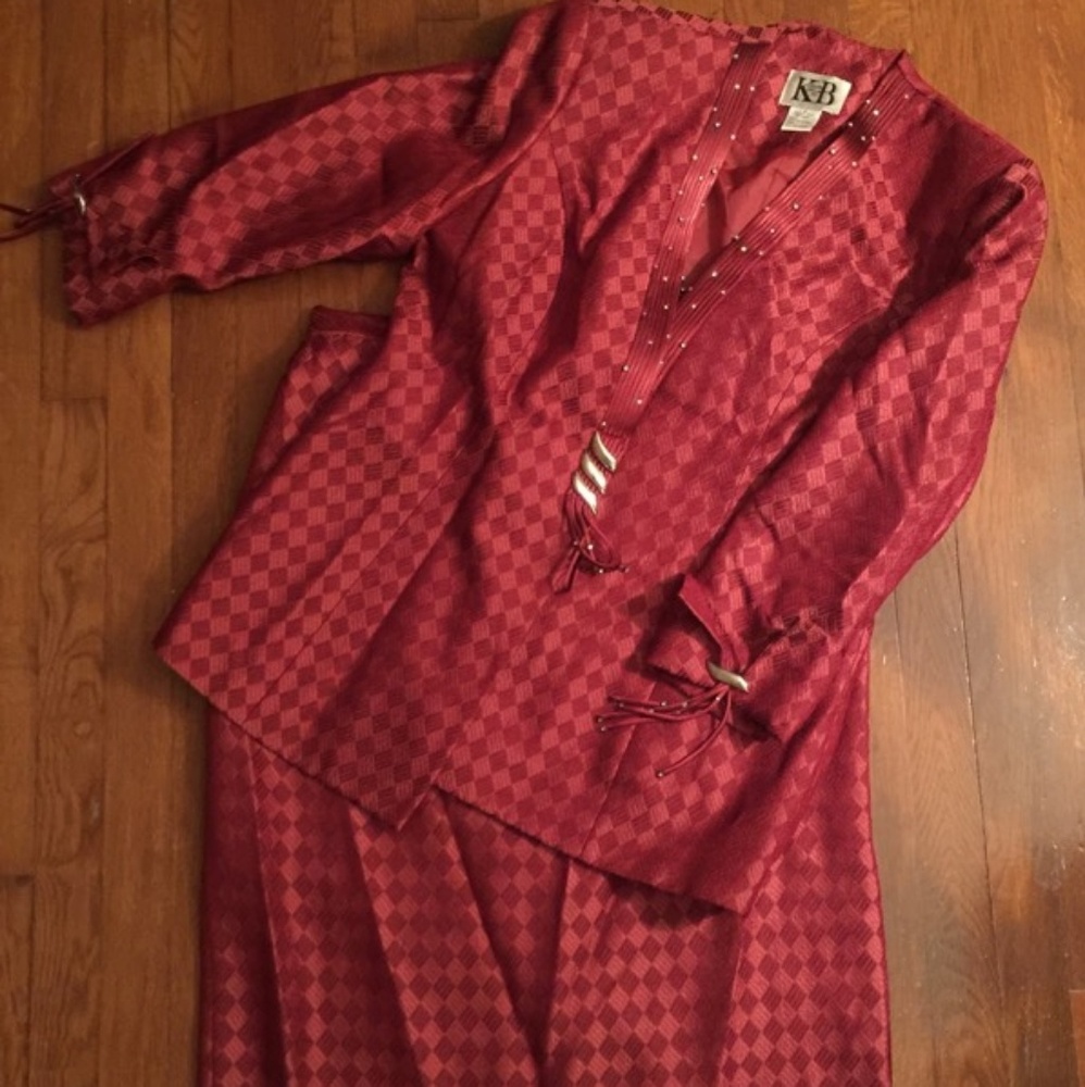 PLUS  SIZE STELLA LOUISE FOR KB DRESS SUIT